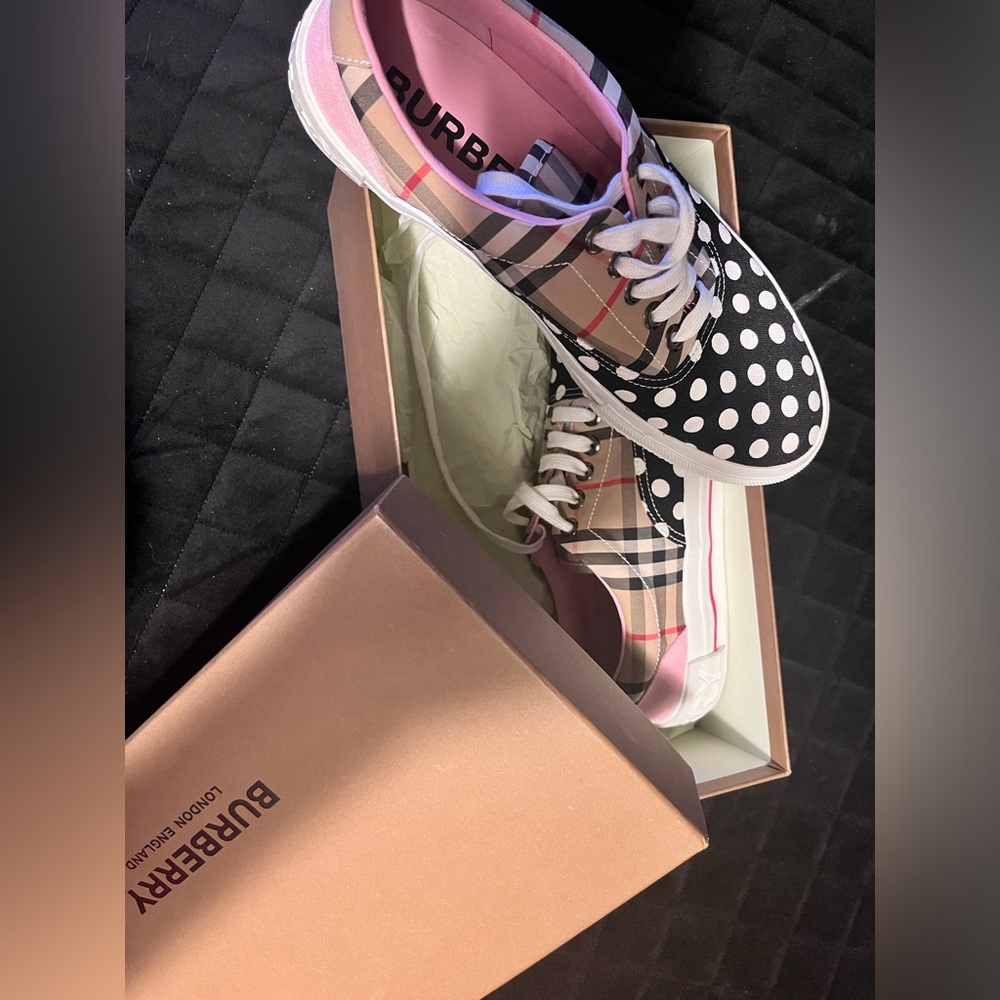 Burberry womens shoes
